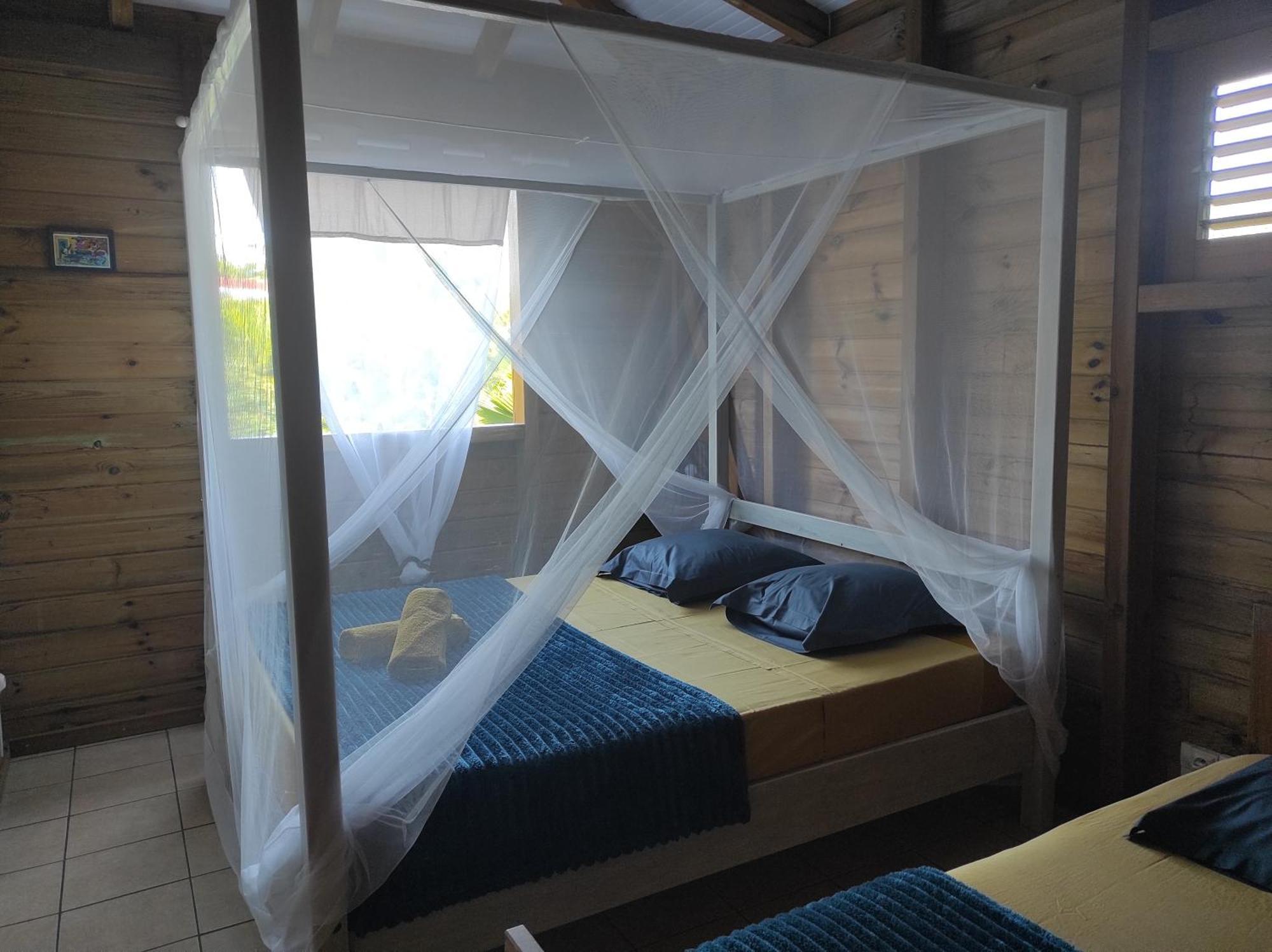 Le Tri Haut De Bellevue - Bungalow Heliconia Pointe-Noire Exteriér fotografie