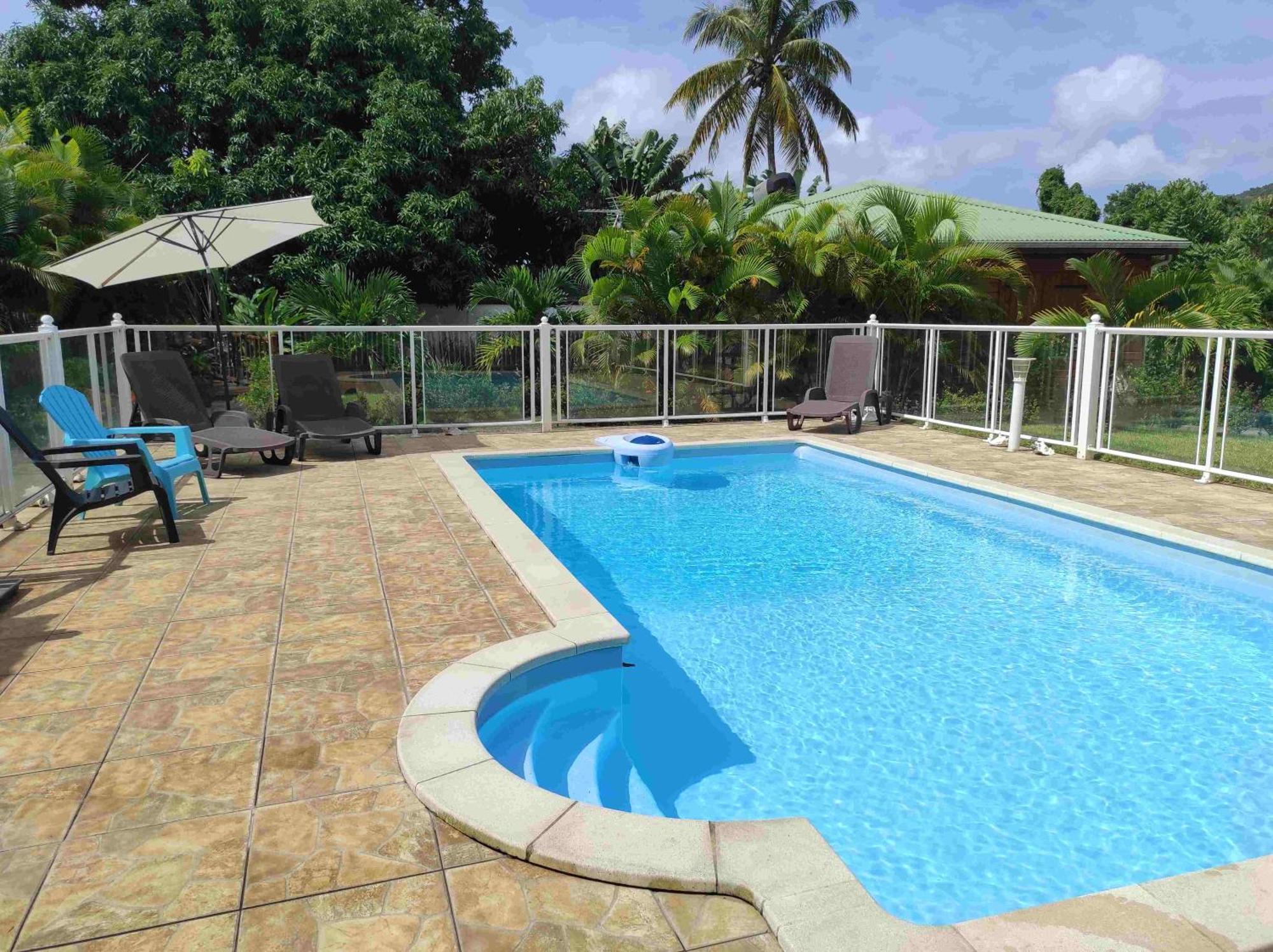 Le Tri Haut De Bellevue - Bungalow Heliconia Pointe-Noire Exteriér fotografie
